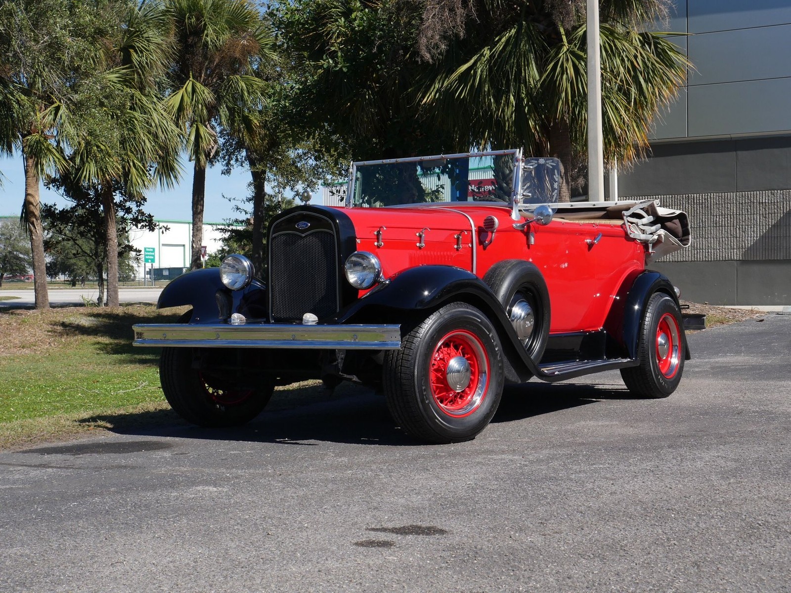 Ford-Phaeton-1929-Convertible-10
