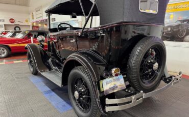 Ford-Phaeton-1931-17