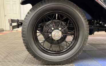 Ford-Phaeton-1931-28