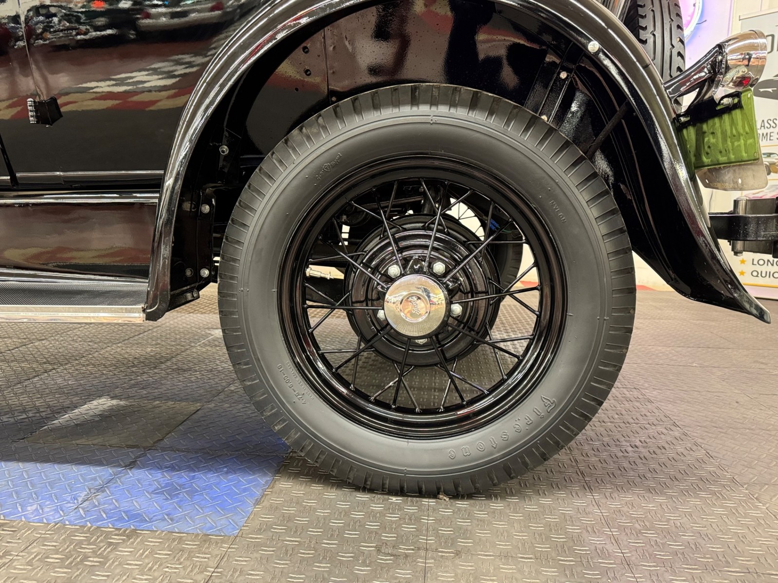 Ford-Phaeton-1931-29