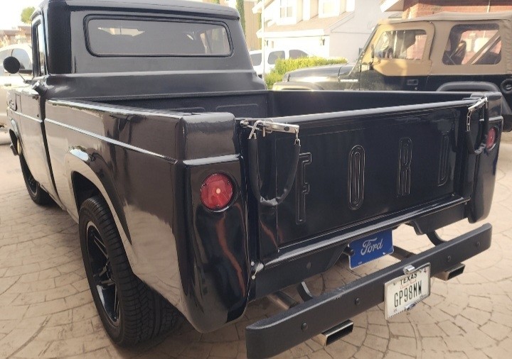 Ford-Pickup-1959-3