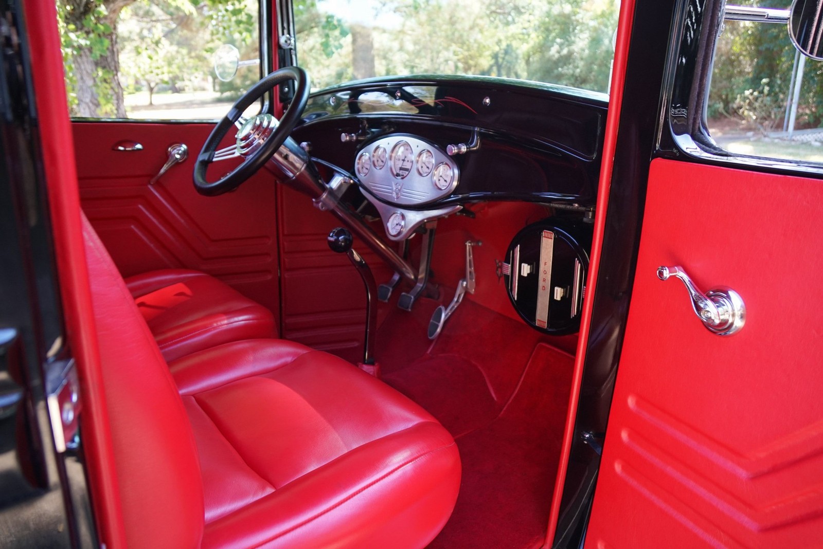 Ford-Pickup-Truck-1934-Pickup-Truck-2