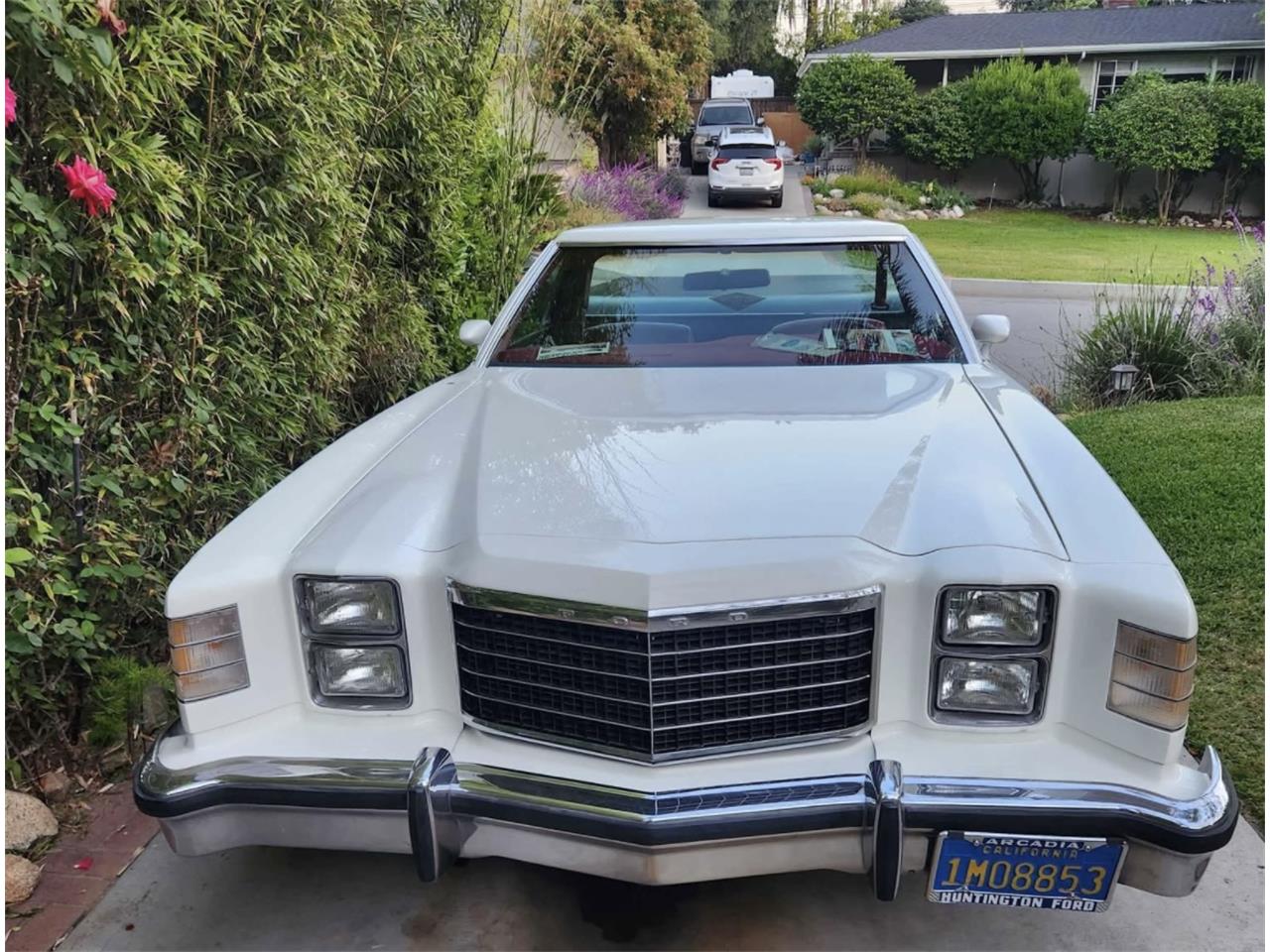 Ford-Ranchero-1978-White-Red-1