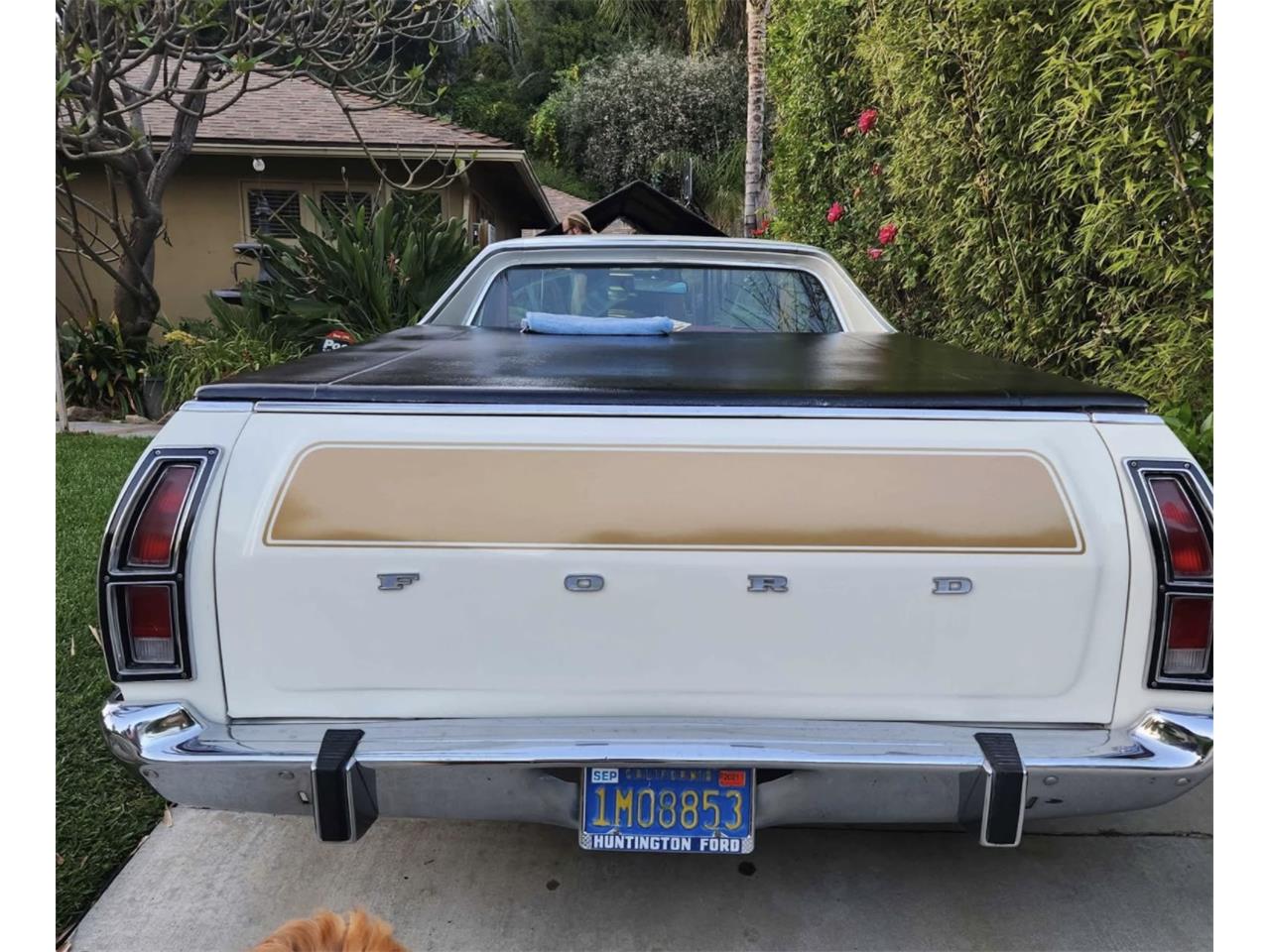 Ford-Ranchero-1978-White-Red