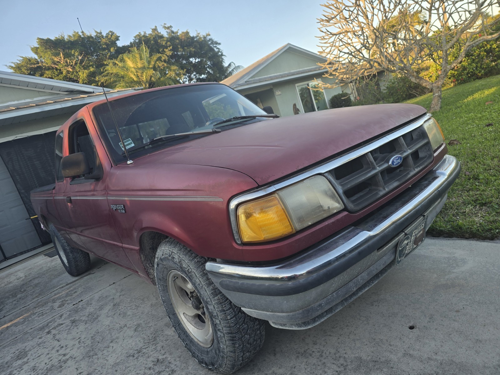 Ford-Ranger-1993-Extended-Cab-Pickup-2
