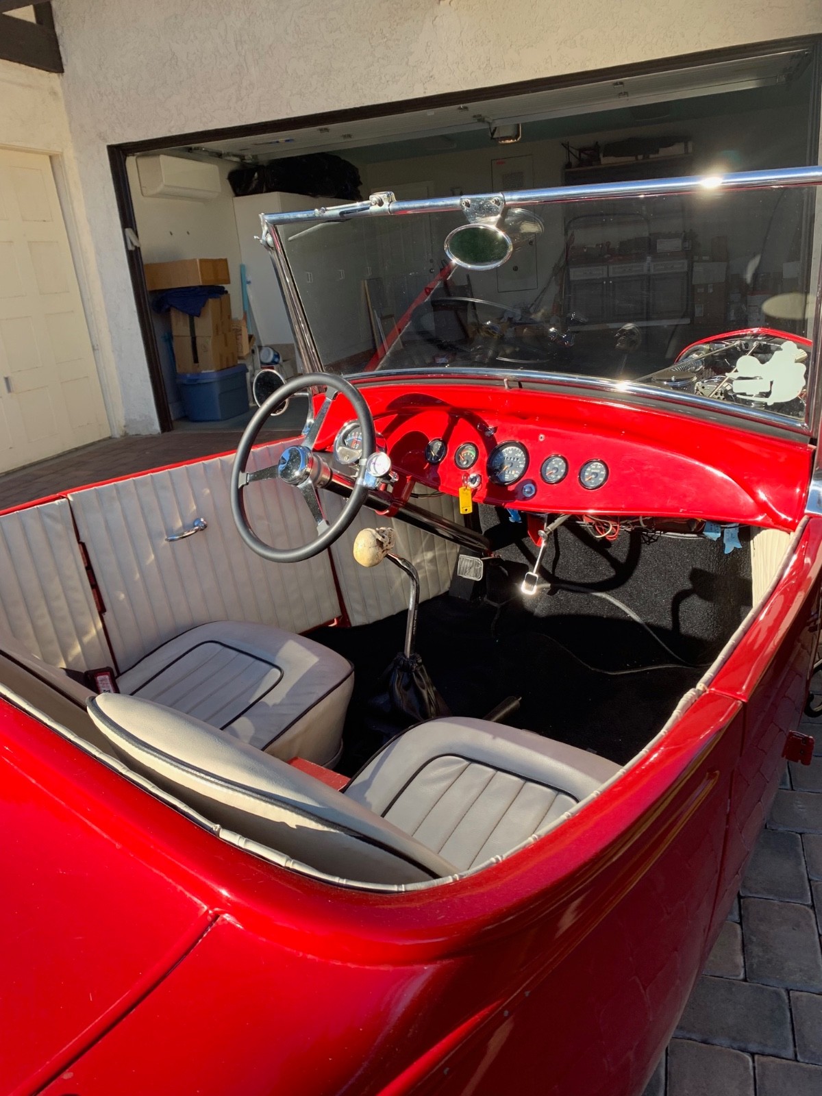 Ford-Roadster-1929-Convertible-2