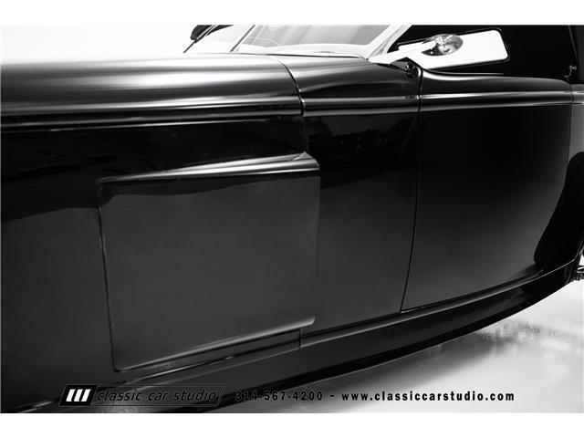 Ford-Roadster-1932-2dr-Car-15