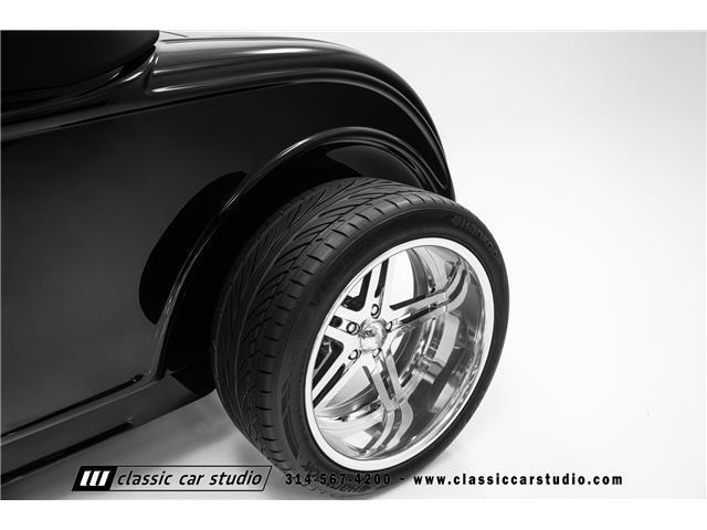 Ford-Roadster-1932-2dr-Car-21