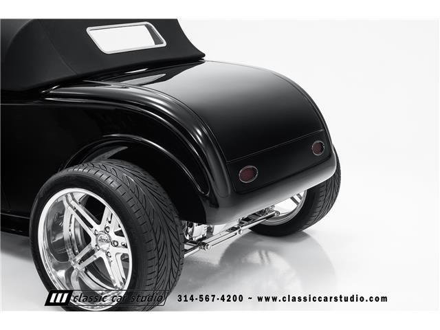 Ford-Roadster-1932-2dr-Car-24