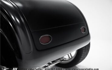 Ford-Roadster-1932-2dr-Car-28