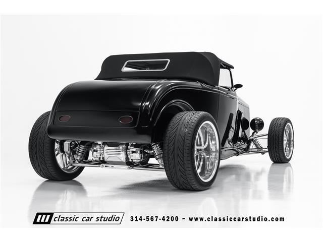 Ford-Roadster-1932-2dr-Car-38