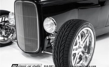 Ford-Roadster-1932-2dr-Car-7