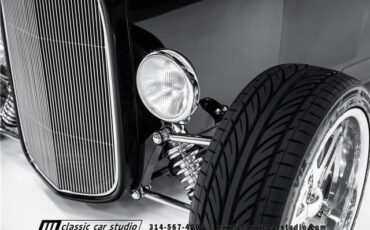 Ford-Roadster-1932-2dr-Car-8