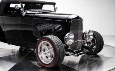 Ford-Roadster-1932-Roadster-11