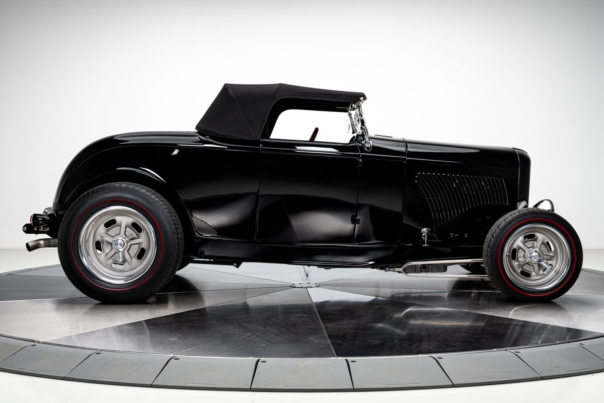 Ford-Roadster-1932-Roadster-16