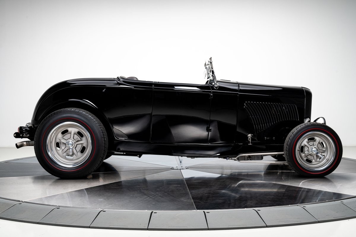 Ford-Roadster-1932-Roadster-17