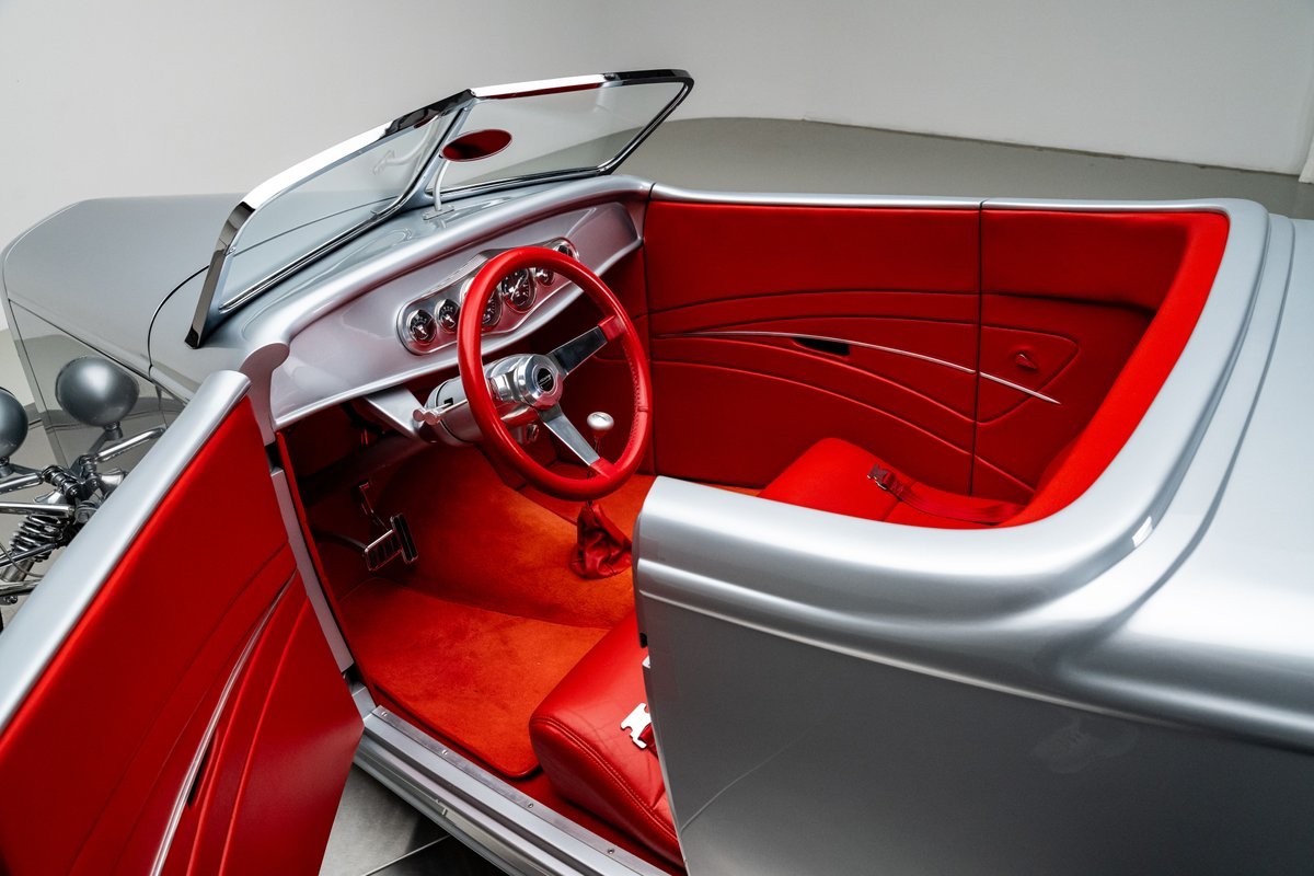 Ford-Roadster-1932-Roadster-2