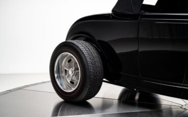 Ford-Roadster-1932-Roadster-30