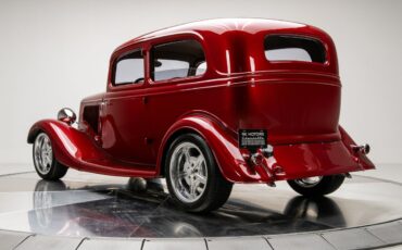 Ford-Sedan-1934-Sedan-17