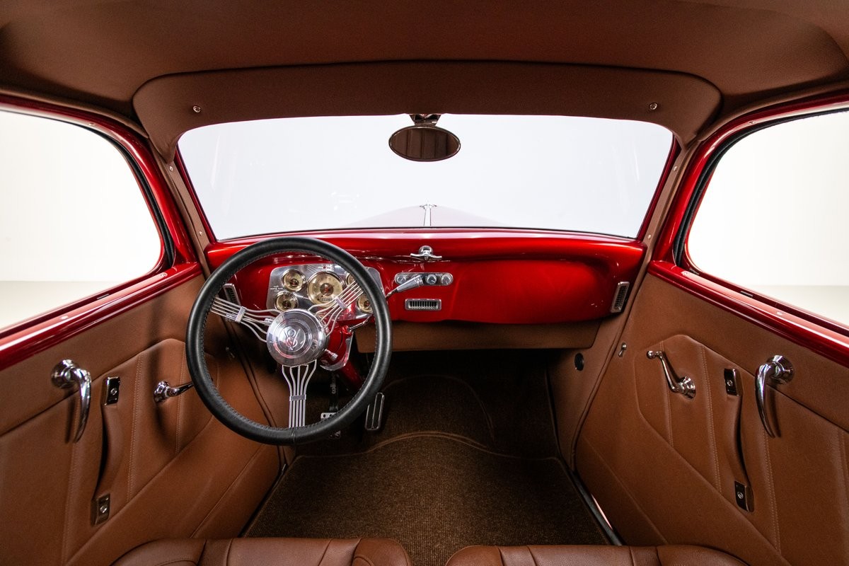 Ford-Sedan-1934-Sedan-2