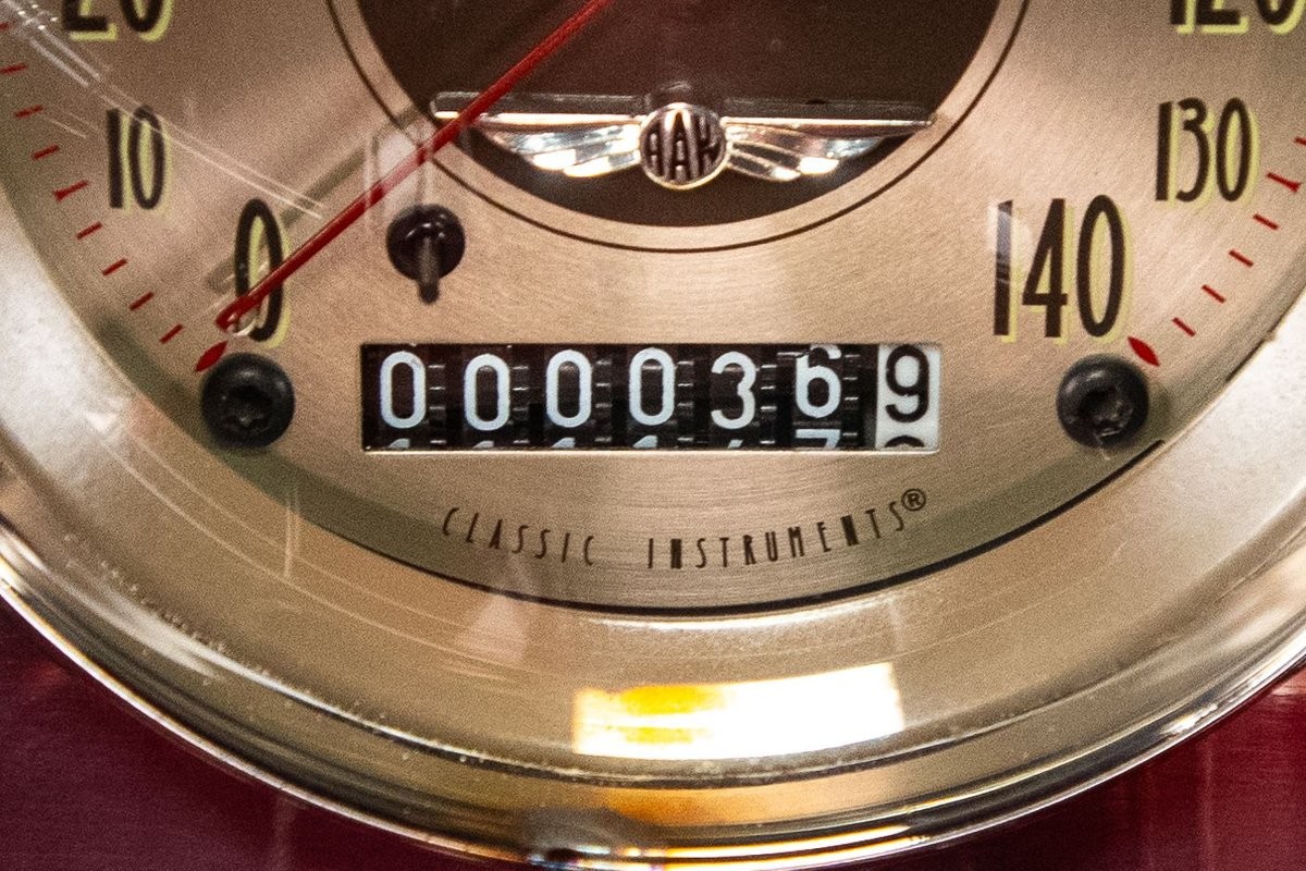 Ford-Sedan-1934-Sedan-32