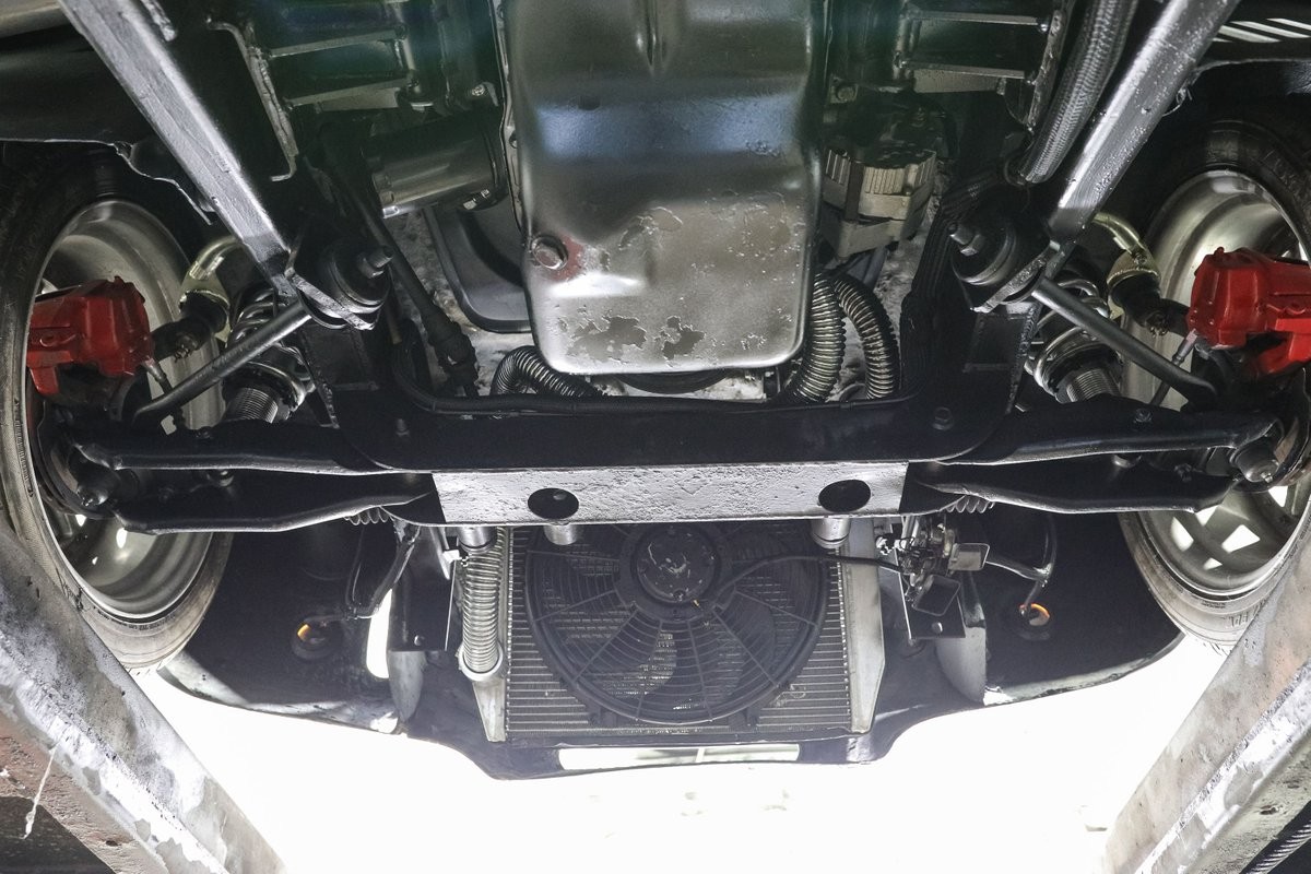 Ford-Shelby-Cobra-1966-Roadster-26