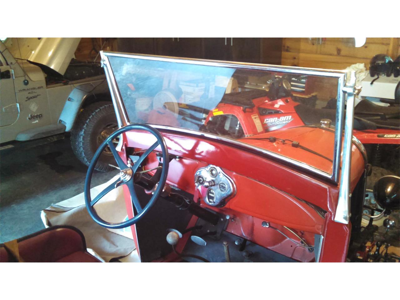 Ford-Speedster-1929-Orange-Burgundy-3