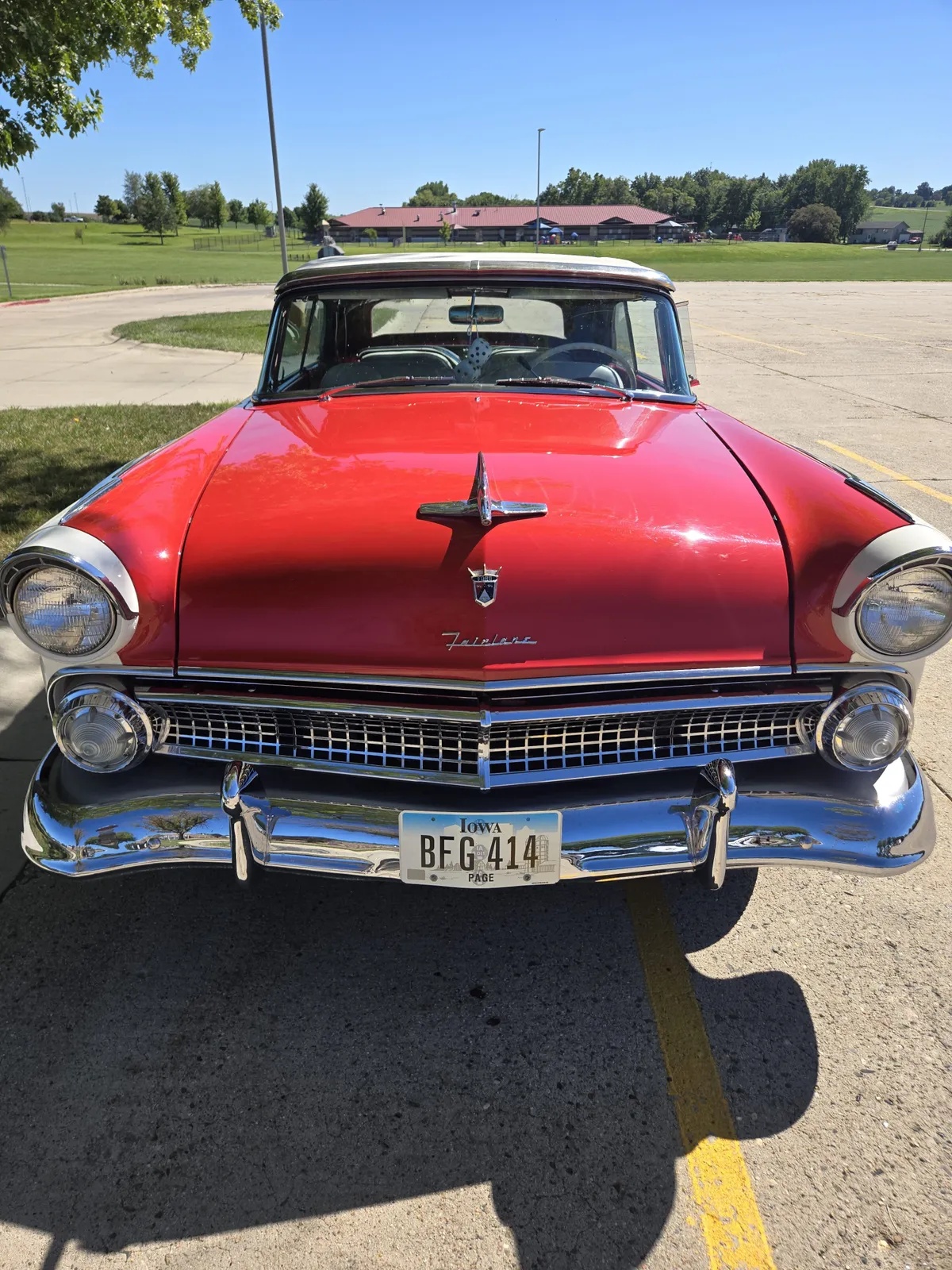 Ford-Sunliner-1955-Red-And-While-Red-And-White-12