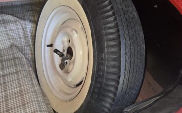 Ford-Sunliner-1955-Red-And-While-Red-And-White-4