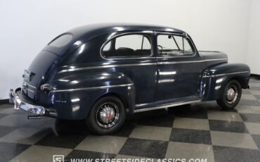 Ford-Super-Deluxe-1946-Sedan-11