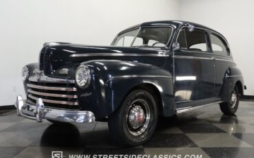 Ford-Super-Deluxe-1946-Sedan-20