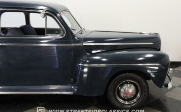 Ford-Super-Deluxe-1946-Sedan-28