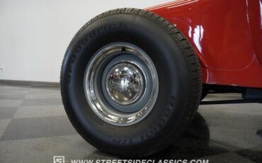 Ford-T-Bucket-1927-Roadster-19