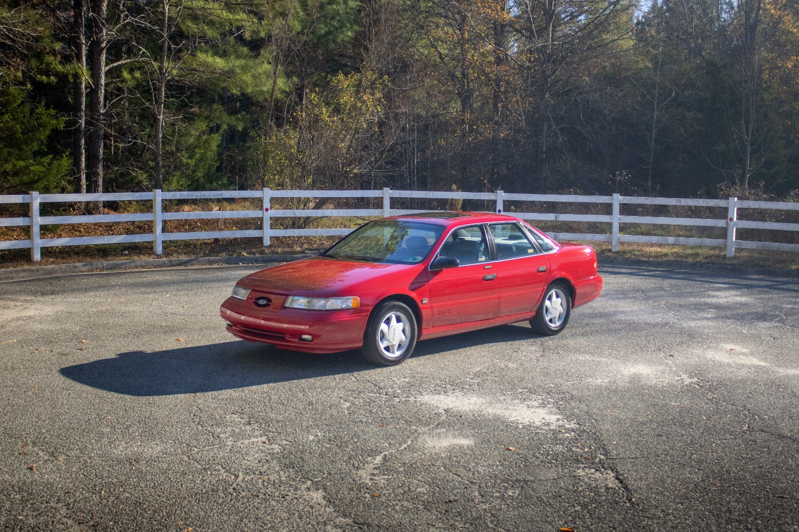 Ford-Taurus-1992-Sedan-1