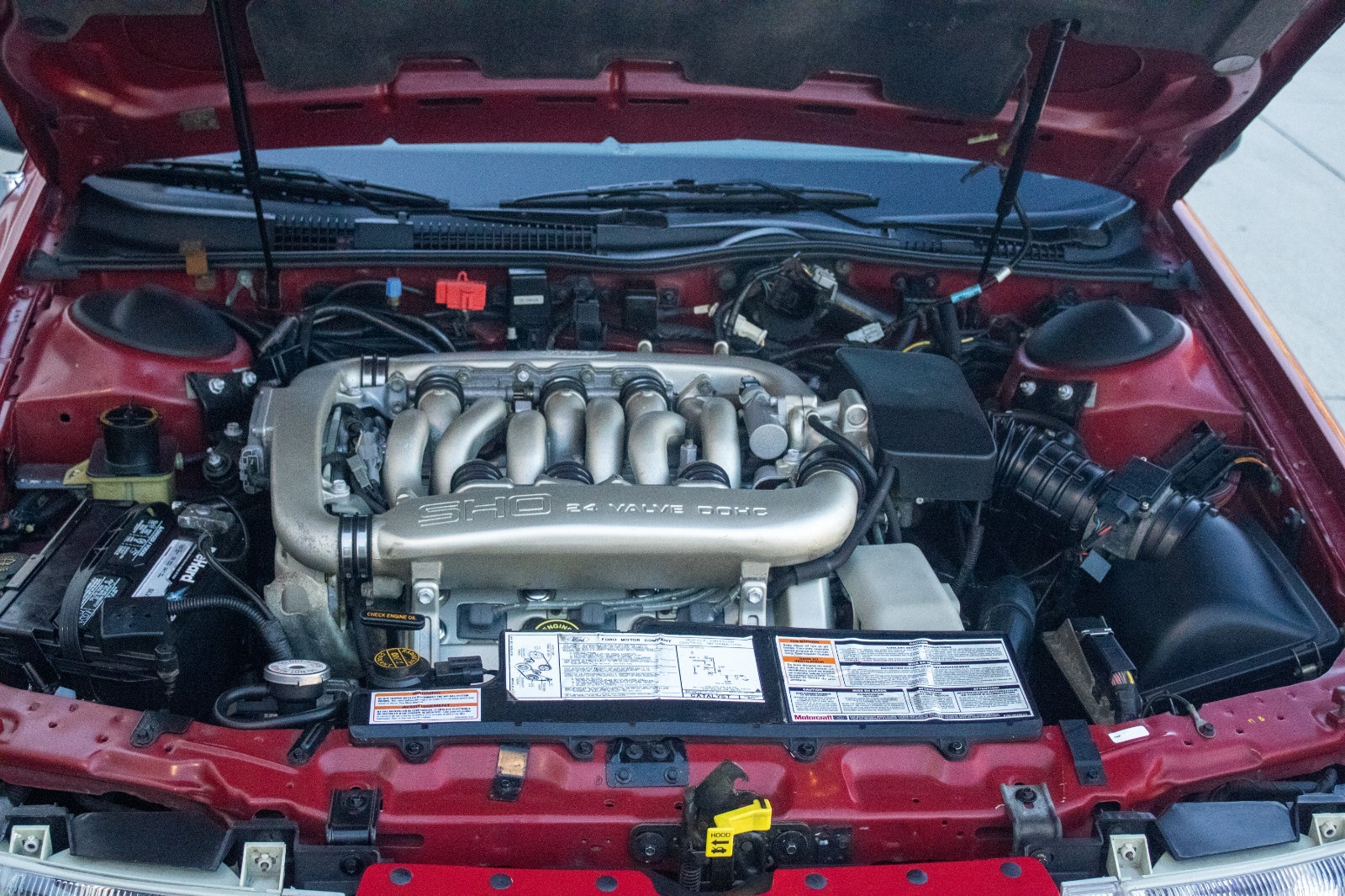 Ford-Taurus-1992-Sedan-3