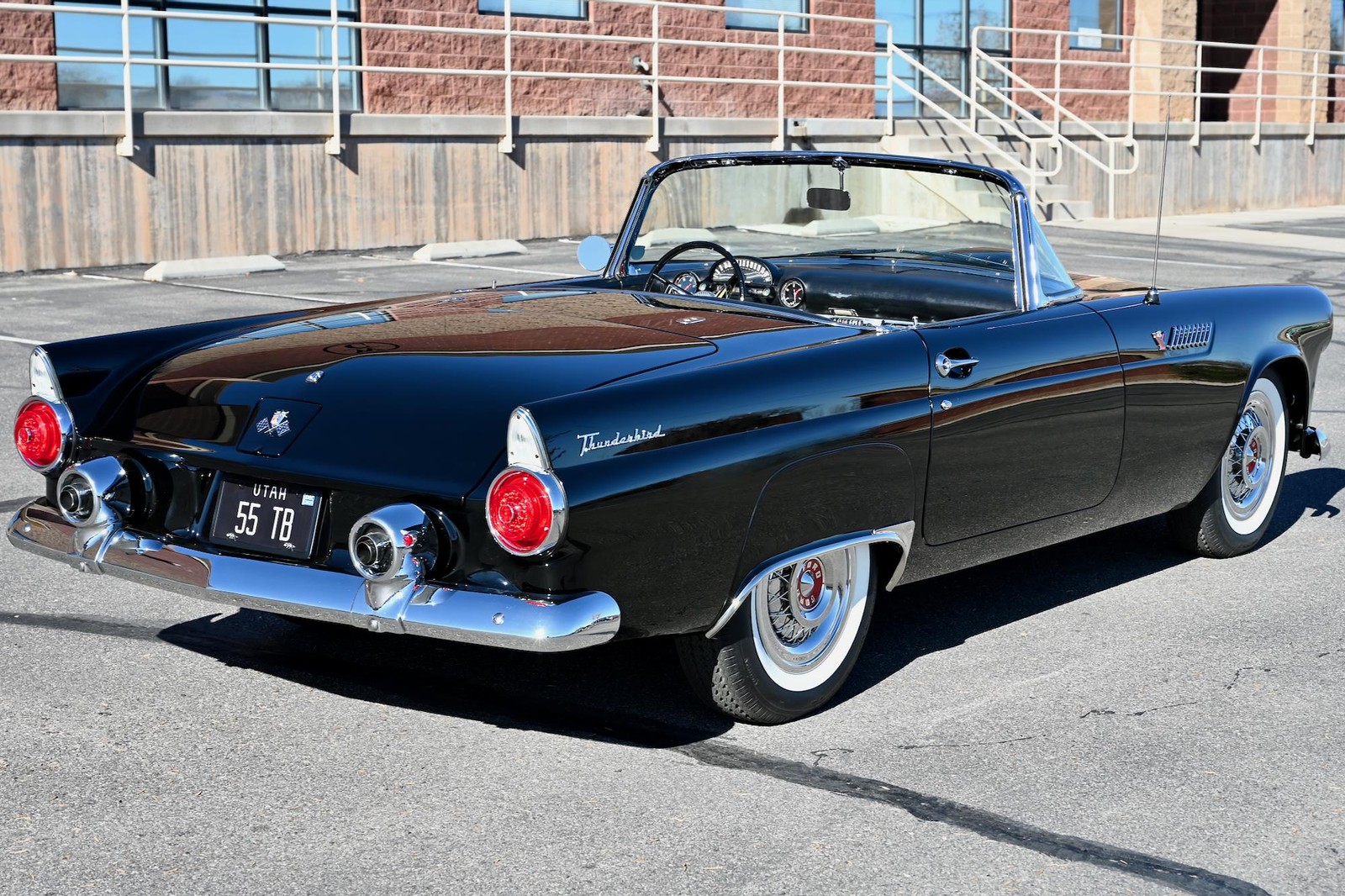 Ford-Thunderbird-1955-10
