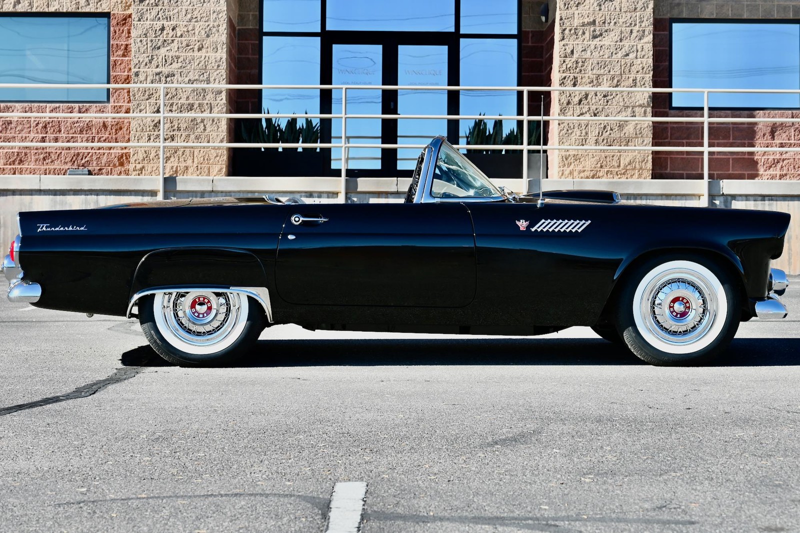 Ford-Thunderbird-1955-12