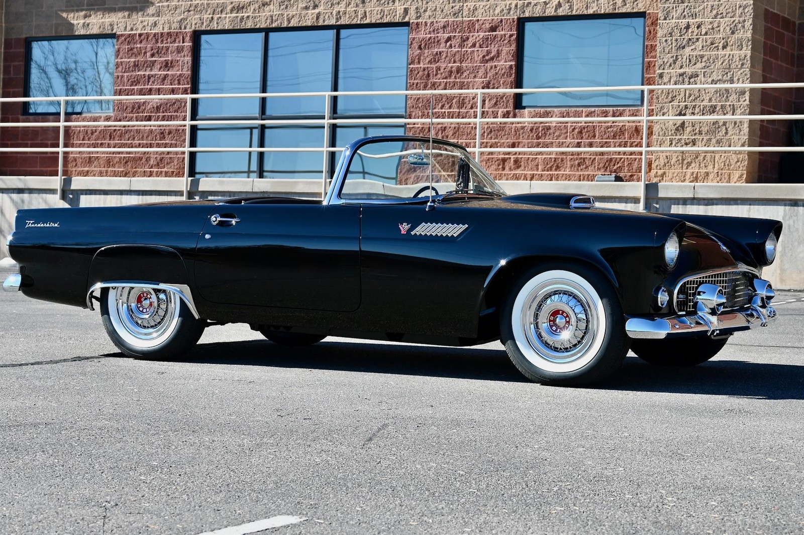 Ford-Thunderbird-1955-14