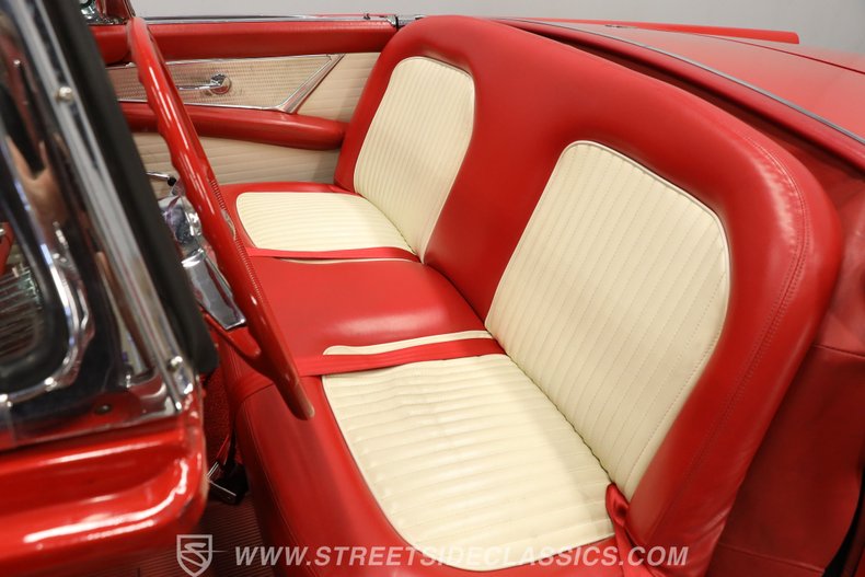 Ford-Thunderbird-1955-Torch-Red-Red-ampamp-White-41