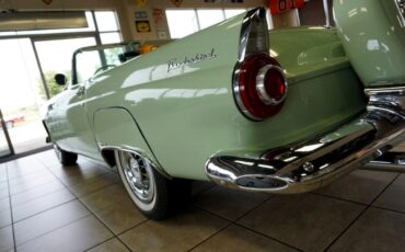 Ford-Thunderbird-1956-Classic-Car-15