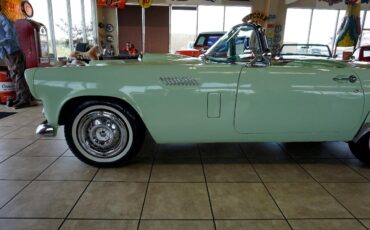 Ford-Thunderbird-1956-Classic-Car-34