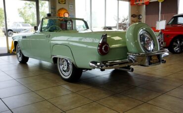 Ford-Thunderbird-1956-Classic-Car-5