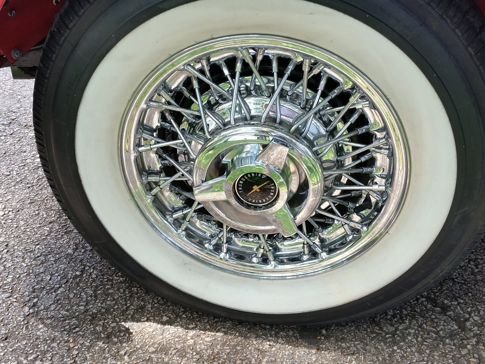 Ford-Thunderbird-1956-Convertible-12