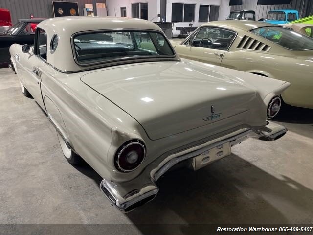 Ford-Thunderbird-1957-1