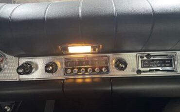 Ford-Thunderbird-1957-10