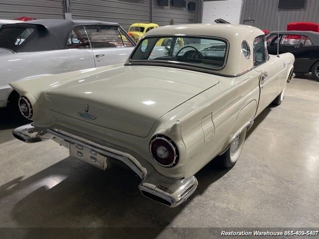 Ford-Thunderbird-1957-2