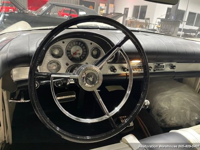 Ford-Thunderbird-1957-7