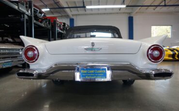 Ford-Thunderbird-1957-Convertible-10