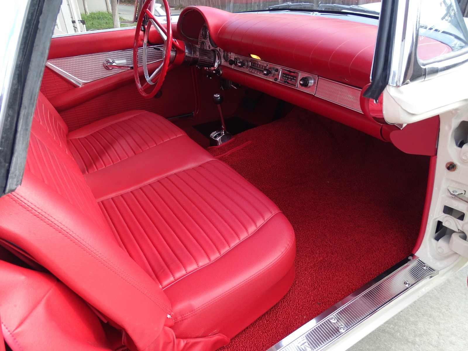 Ford-Thunderbird-1957-Convertible-10