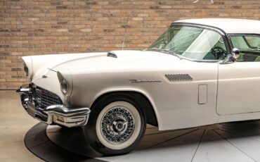 Ford-Thunderbird-1957-Convertible-10